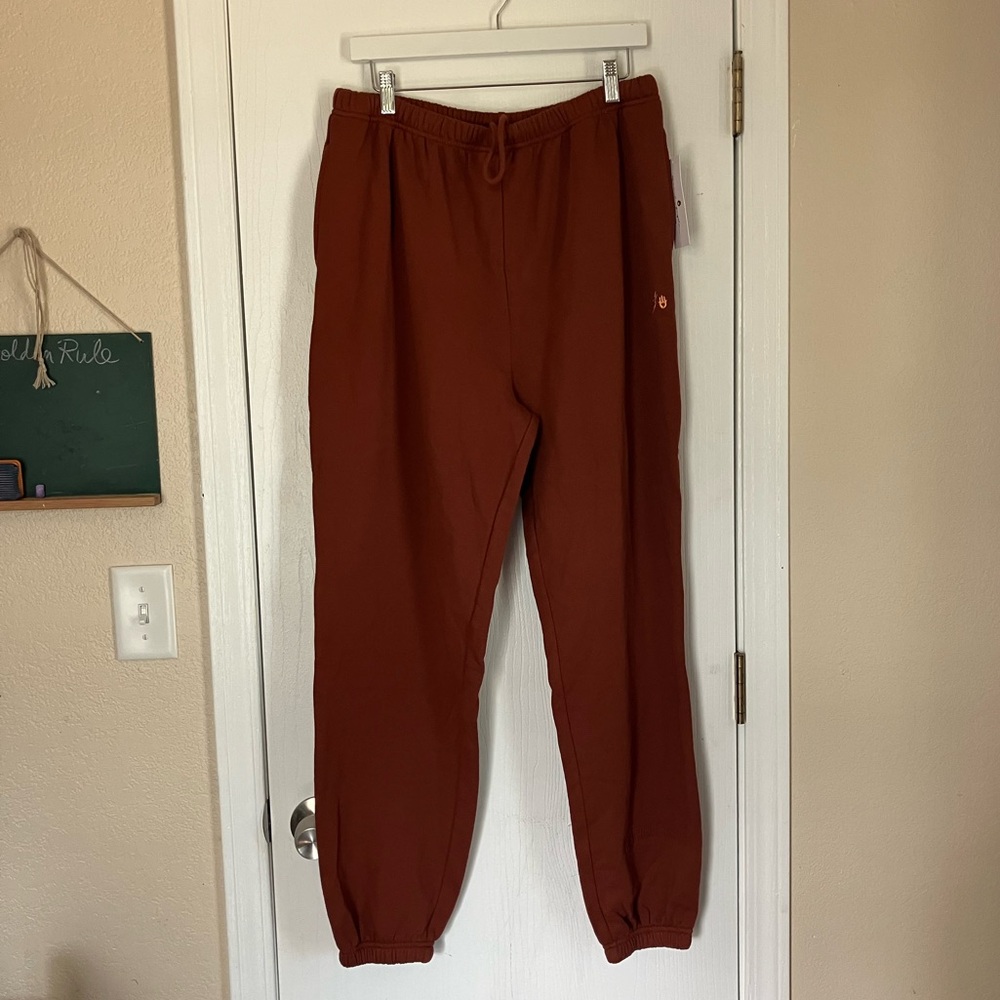Spiritual Gangster Terracotta Lounge Pants - Picture 3 of 12